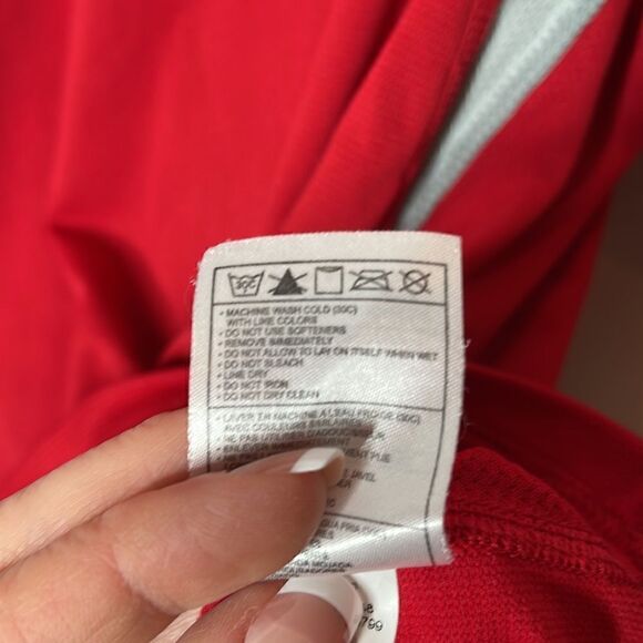 Nike Fit Men’s V-Neck Red/Grey Short Sleeve Shirt. Size Large. - Picture 10 of 10